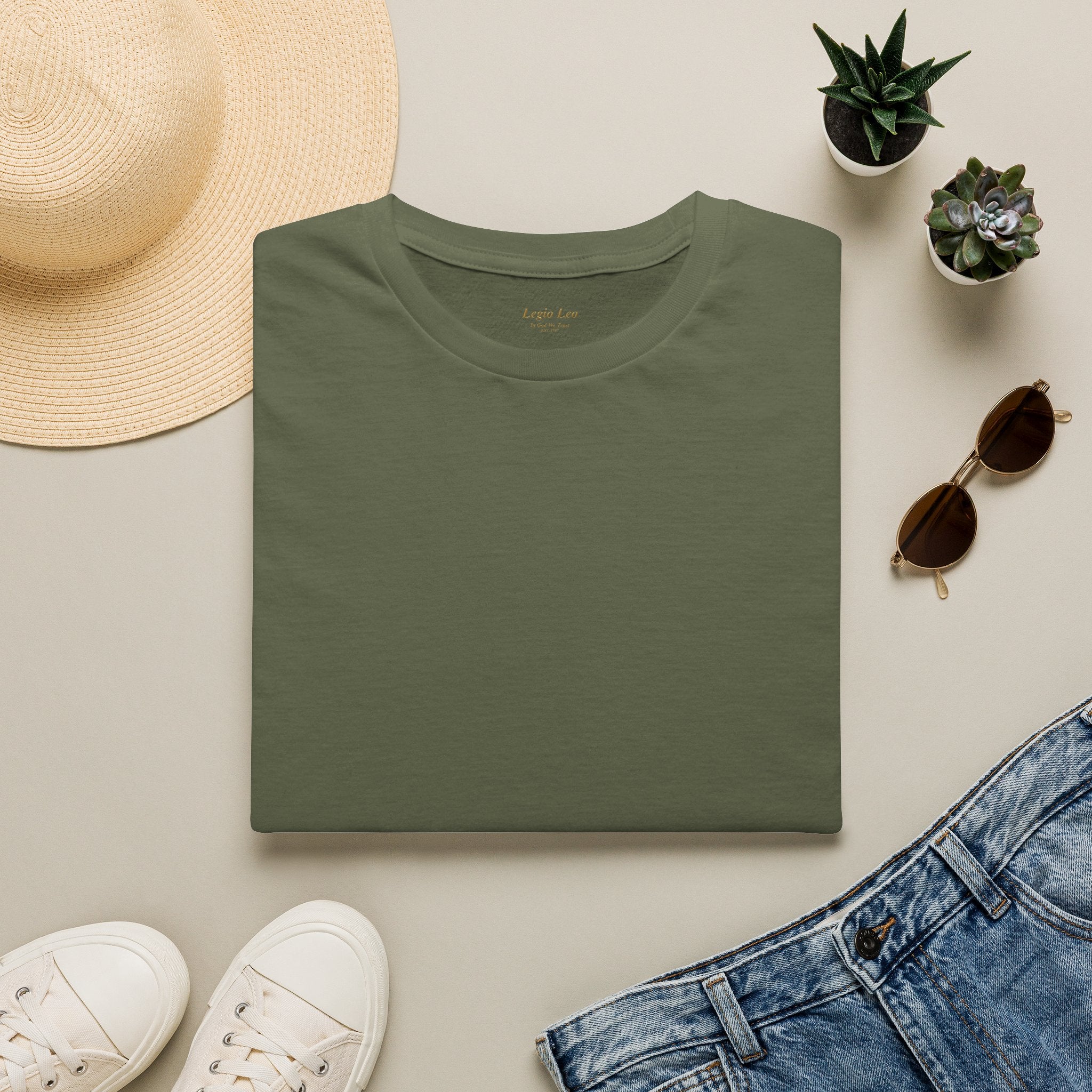 Plain T‑Shirt — Classic Basic Crewneck Tee